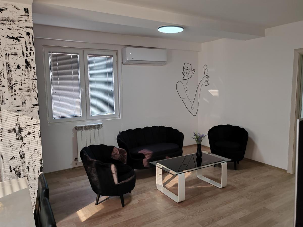 Central Modern Flat M&M Apartments 스코페 외부 사진